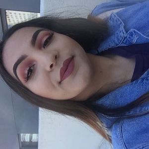 Meet your Posher, Jailene